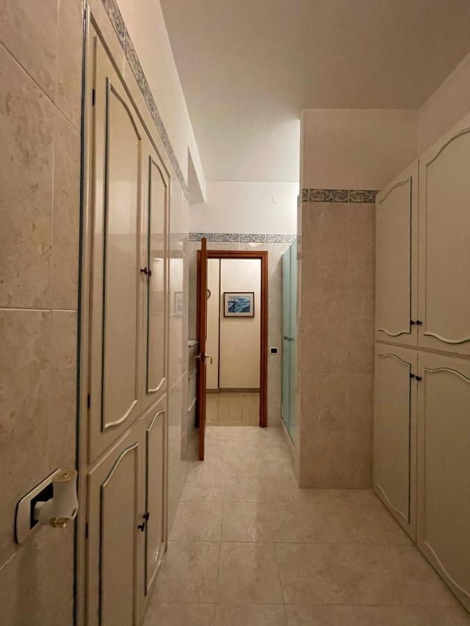 Royal Suite - Near Station & City Center Modena Eksteriør billede